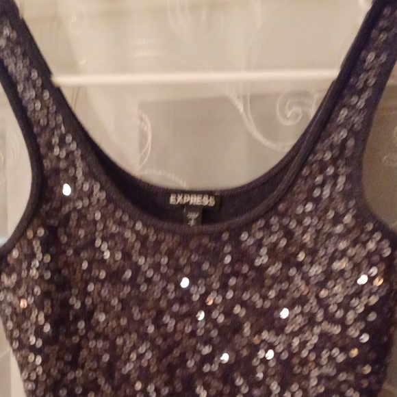 Express Sequence Tanktop - Picture 2 of 2